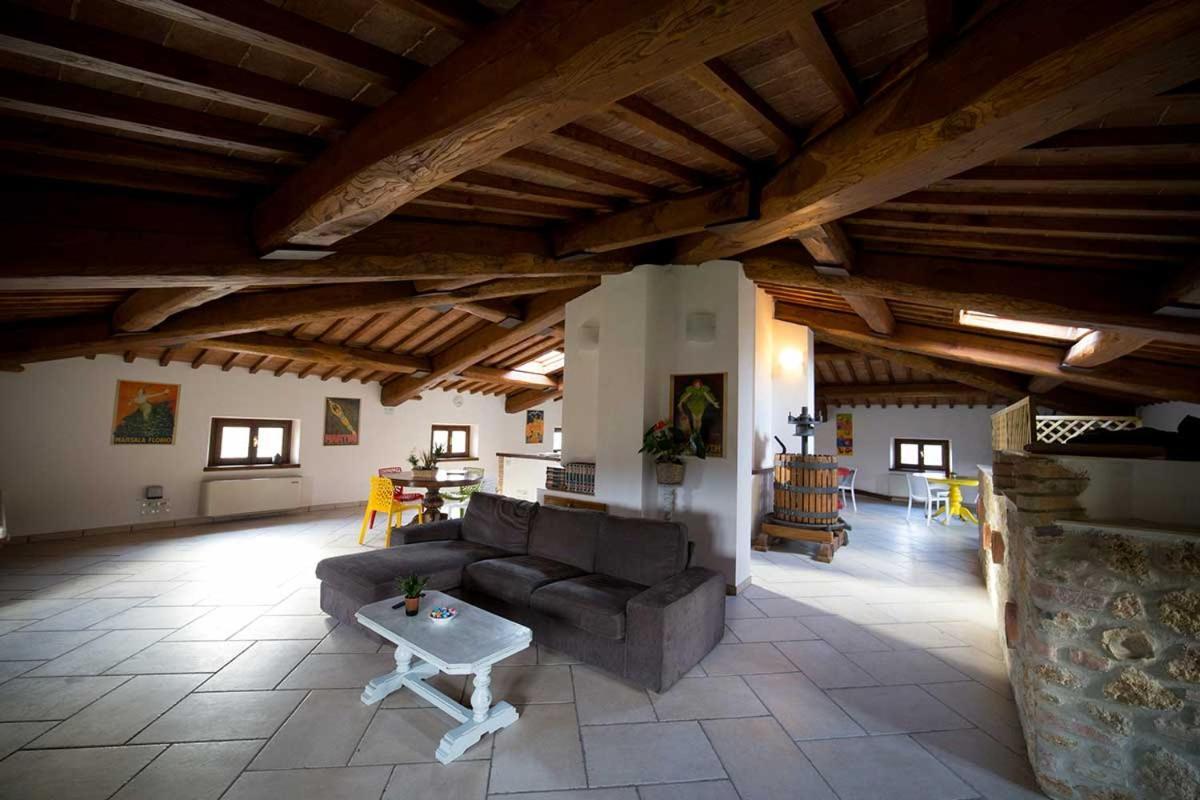 Casolar Del Pellegrino